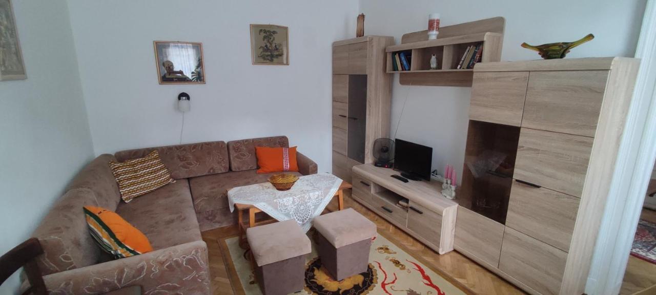 Julia Apartman. Budapest Exterior photo